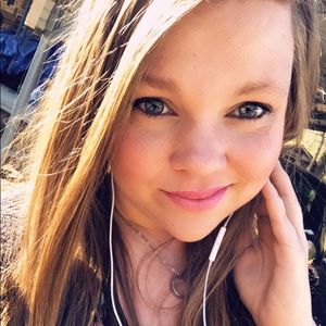 Meet your Posher, Brandy